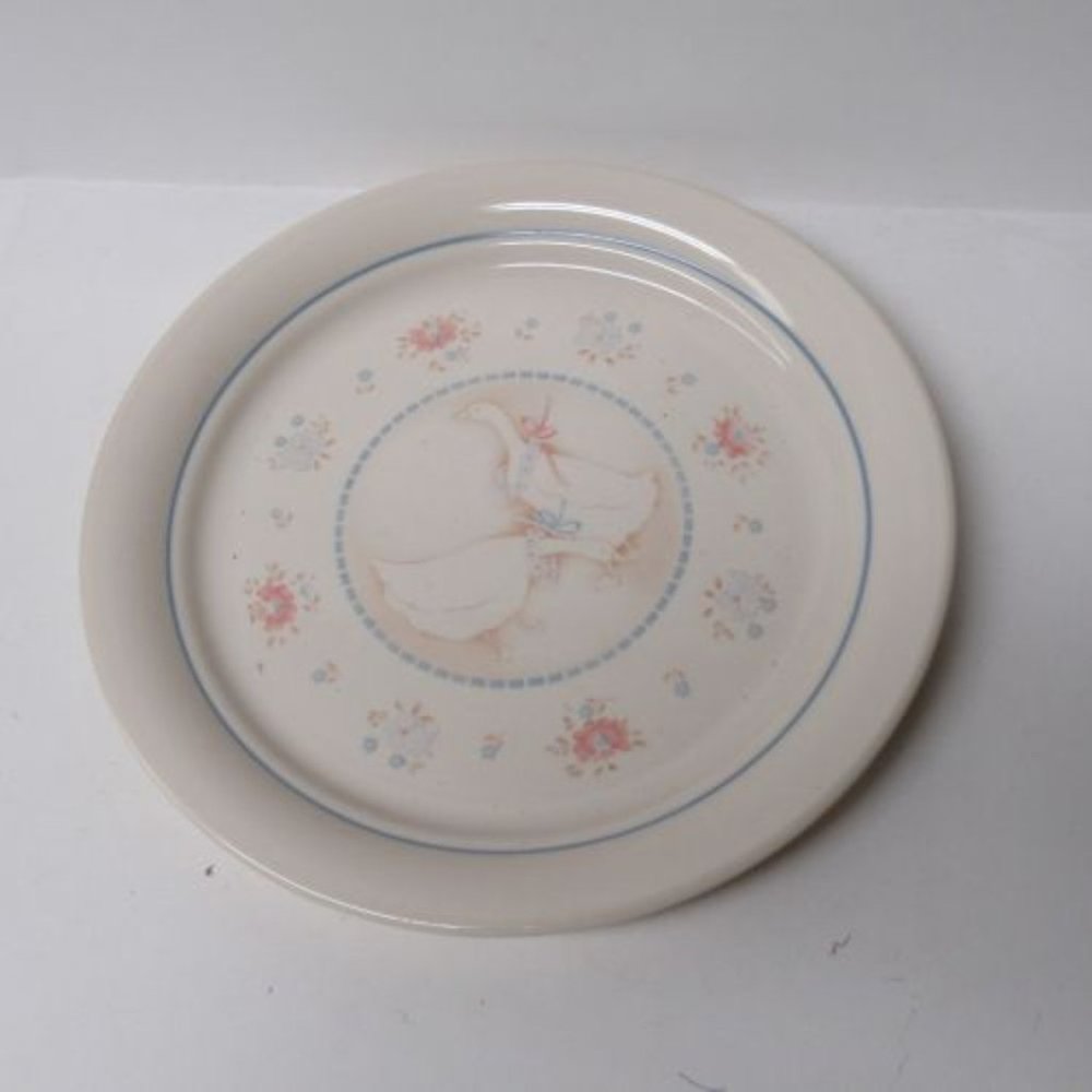 Corning Corelle Country Promenade 8 1/2 Inch Luncheon Plate